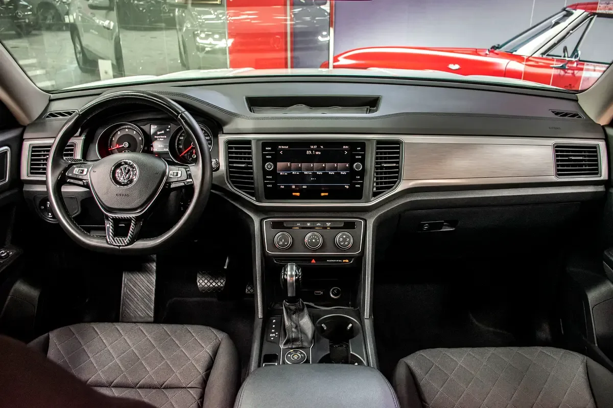 Volkswagen Teramont 2.0T AT 4Motion (220 hp) - 9