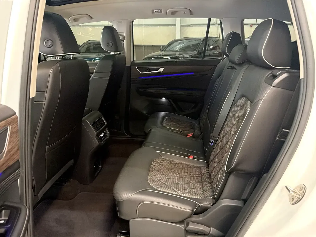 Volkswagen Teramont 2.5 AMT 4WD (299 hp) - 18