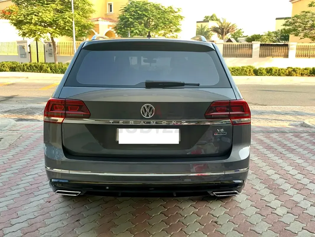 Volkswagen Teramont 3.6 V6 AT 4Motion (249 hp)