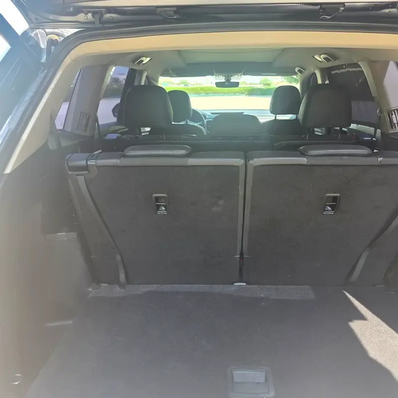 Volkswagen Teramont 3.6 V6 AT 4Motion (249 hp) - 9