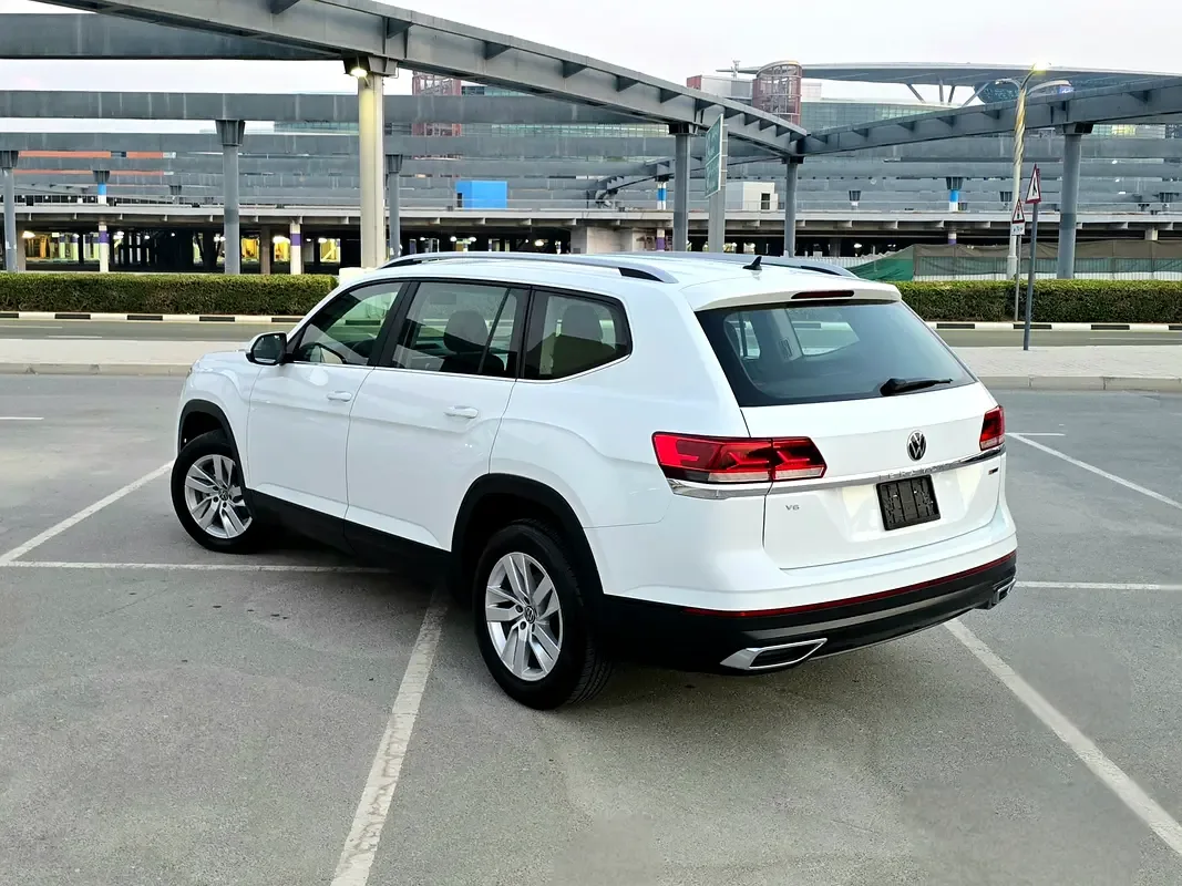Volkswagen Teramont 3.6 V6 AT 4Motion (249 hp)