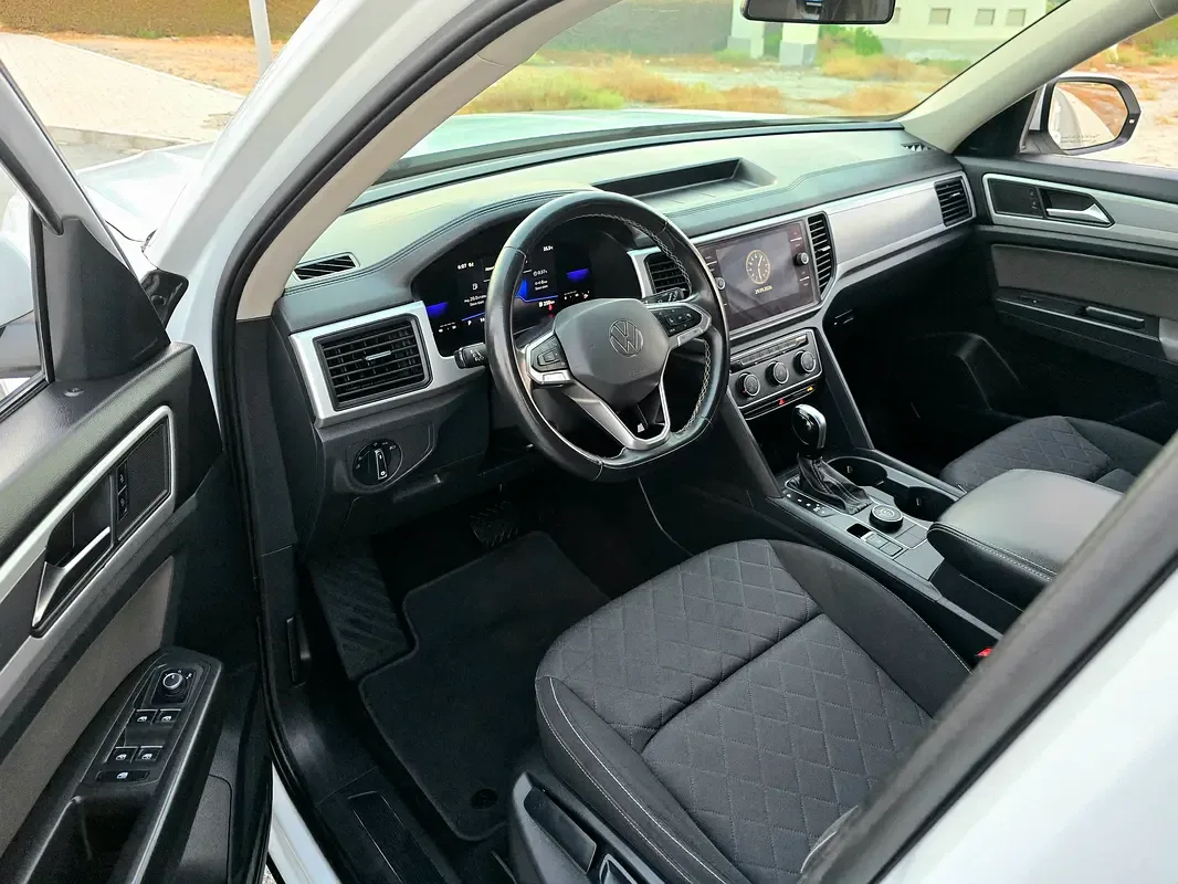 Volkswagen Teramont 3.6 V6 AT 4Motion (249 hp) - 10
