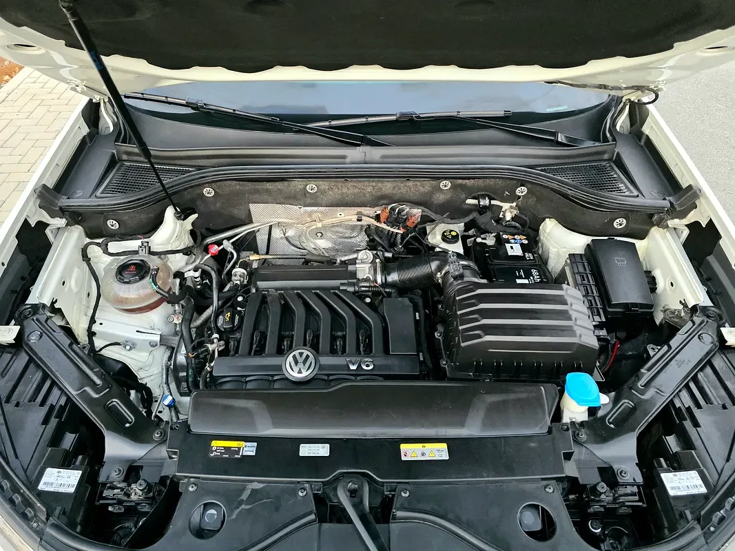 Volkswagen Teramont 3.6 V6 AT 4Motion (249 hp) - 20