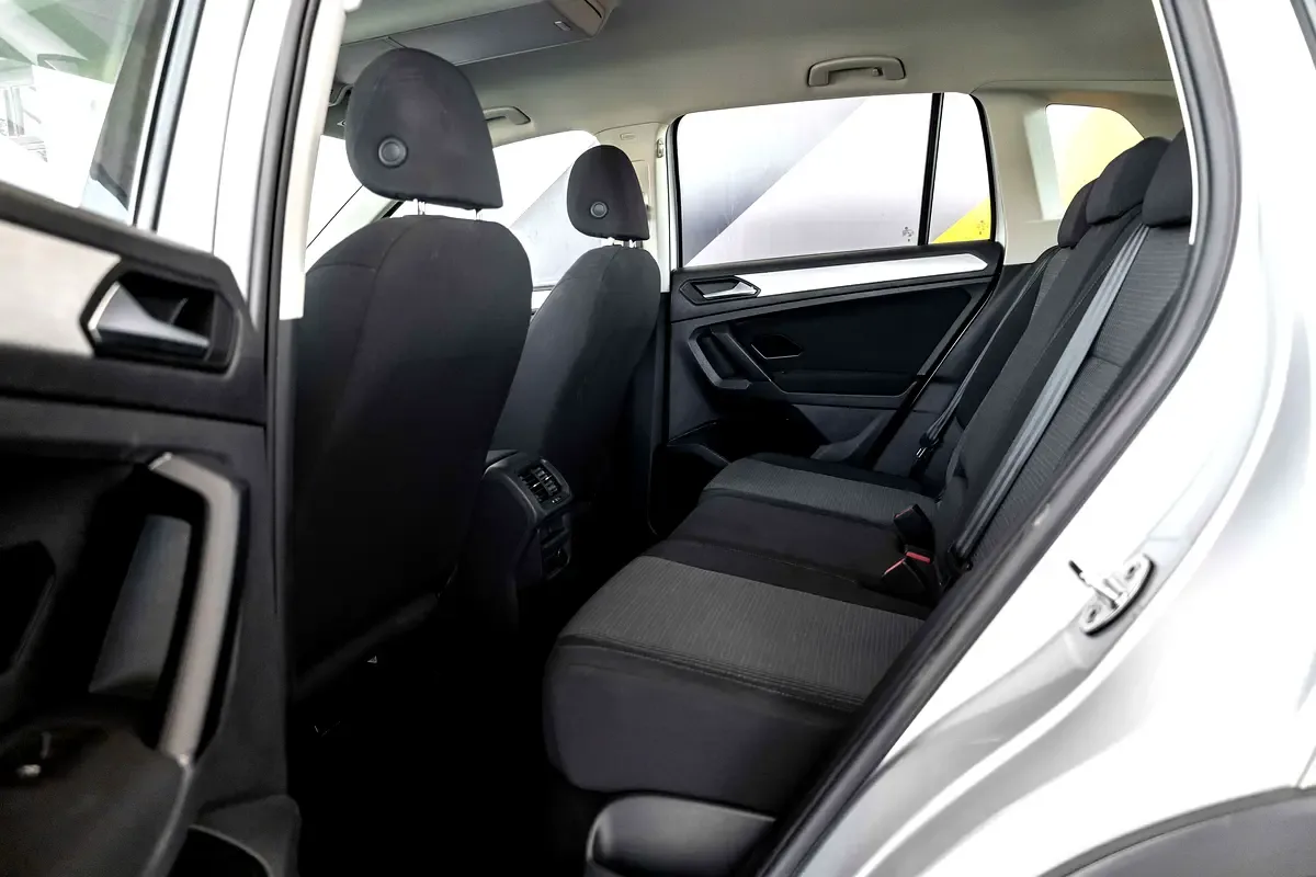 Volkswagen Tiguan 1.5 AMT (150 حصان) - 15