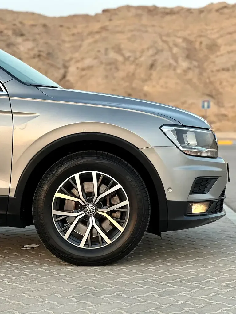 Volkswagen Tiguan 2.0 AMT (180 hp) - 9