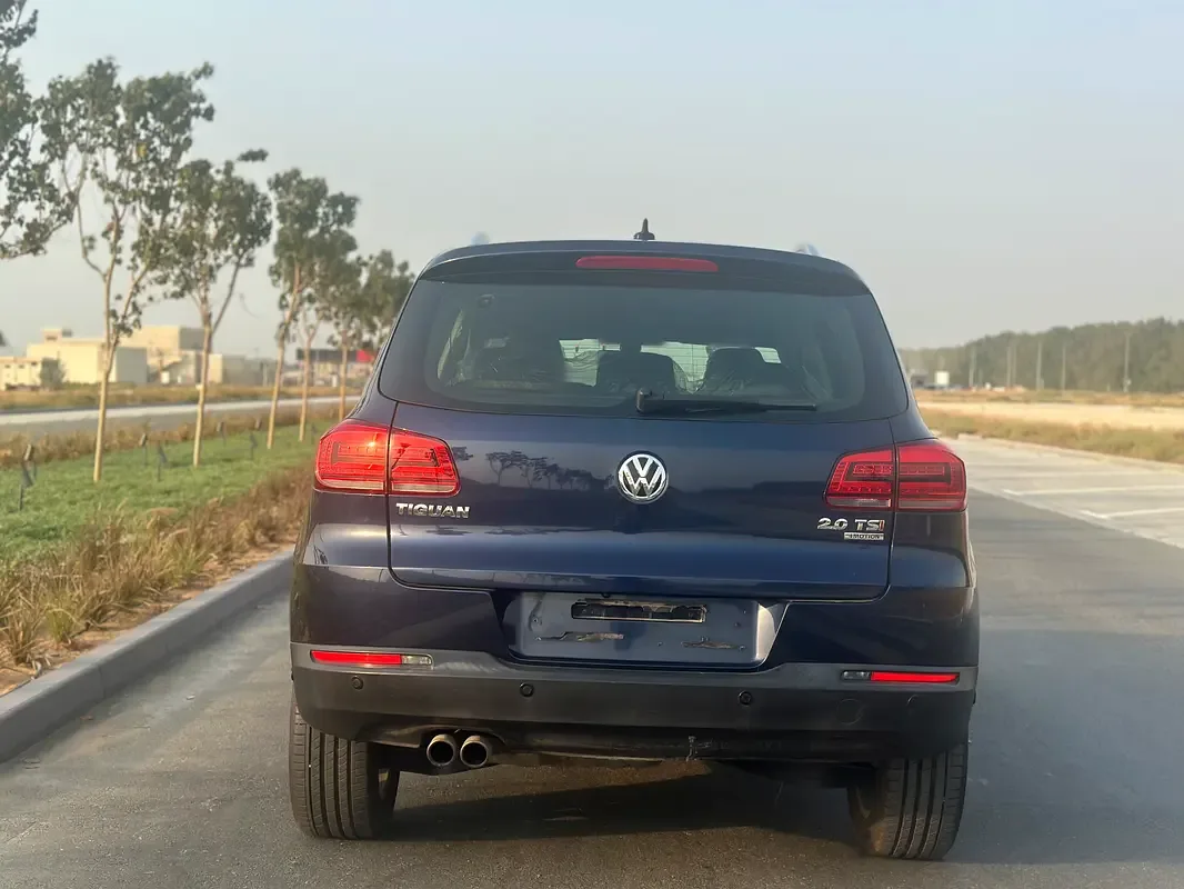 Volkswagen Tiguan 2.0 AMT (180 حصان) - 2