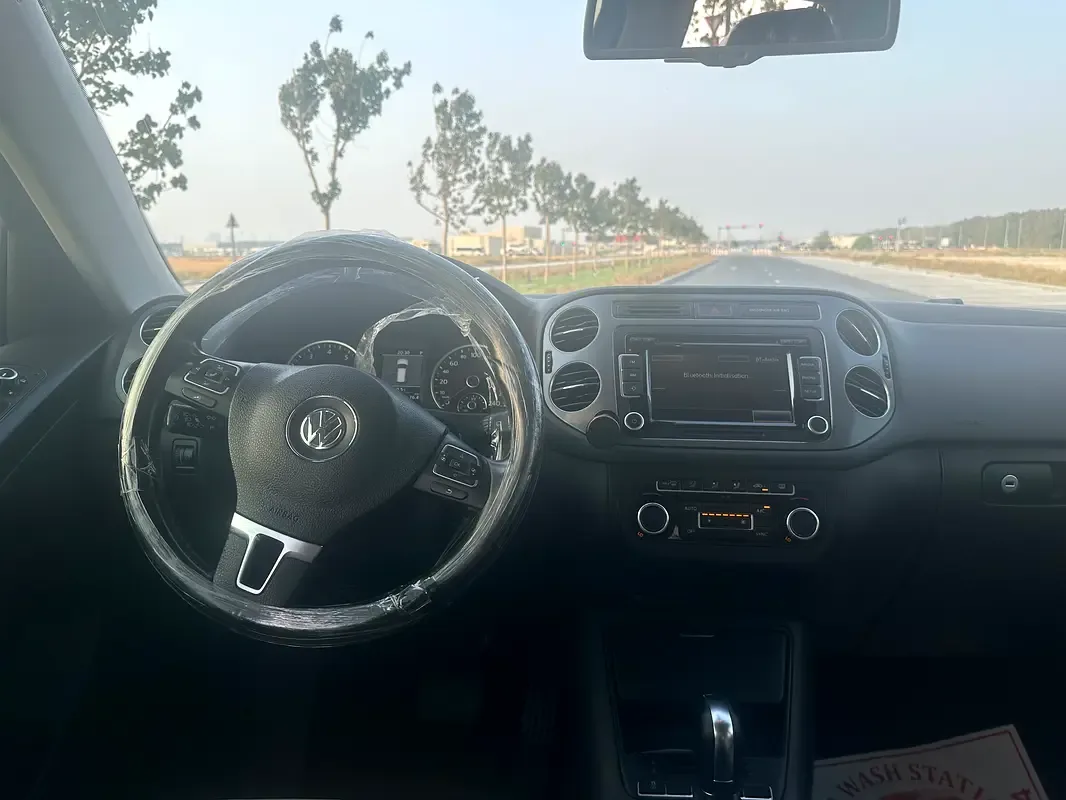 Volkswagen Tiguan 2.0 AMT (180 حصان) - 14