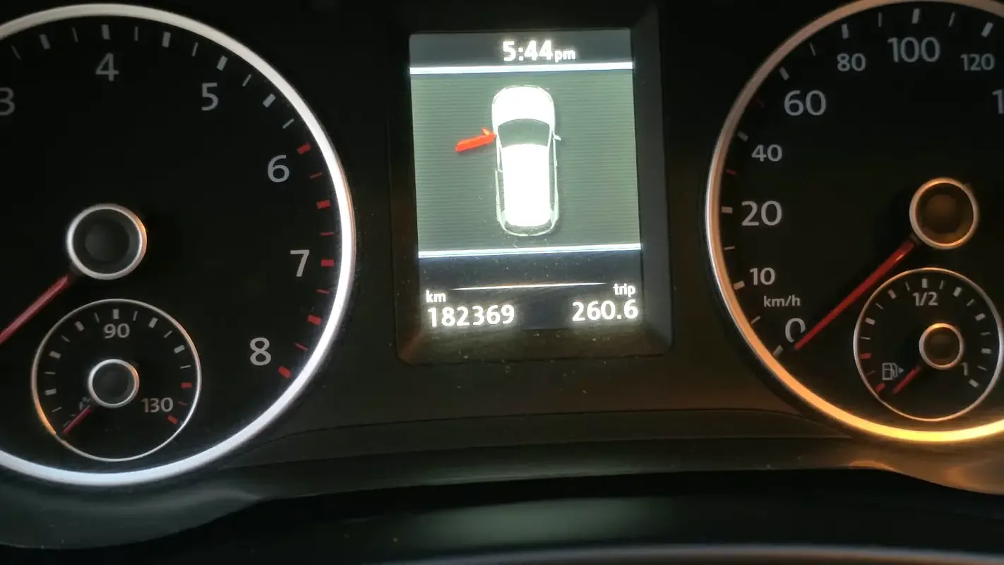 Volkswagen Tiguan 2.0 AMT (180 حصان) - 8