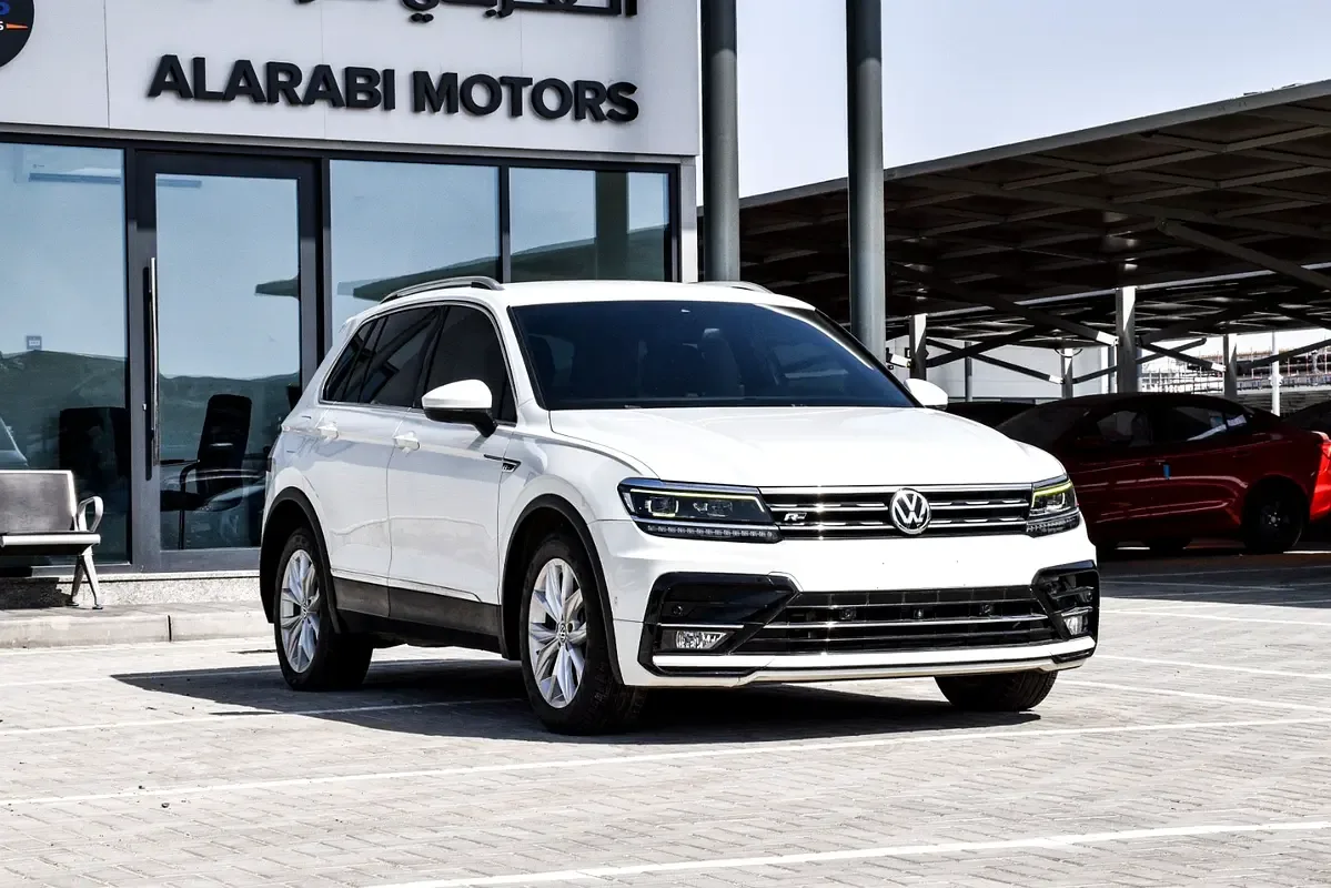 Volkswagen Tiguan 2.0 AMT (230 hp)