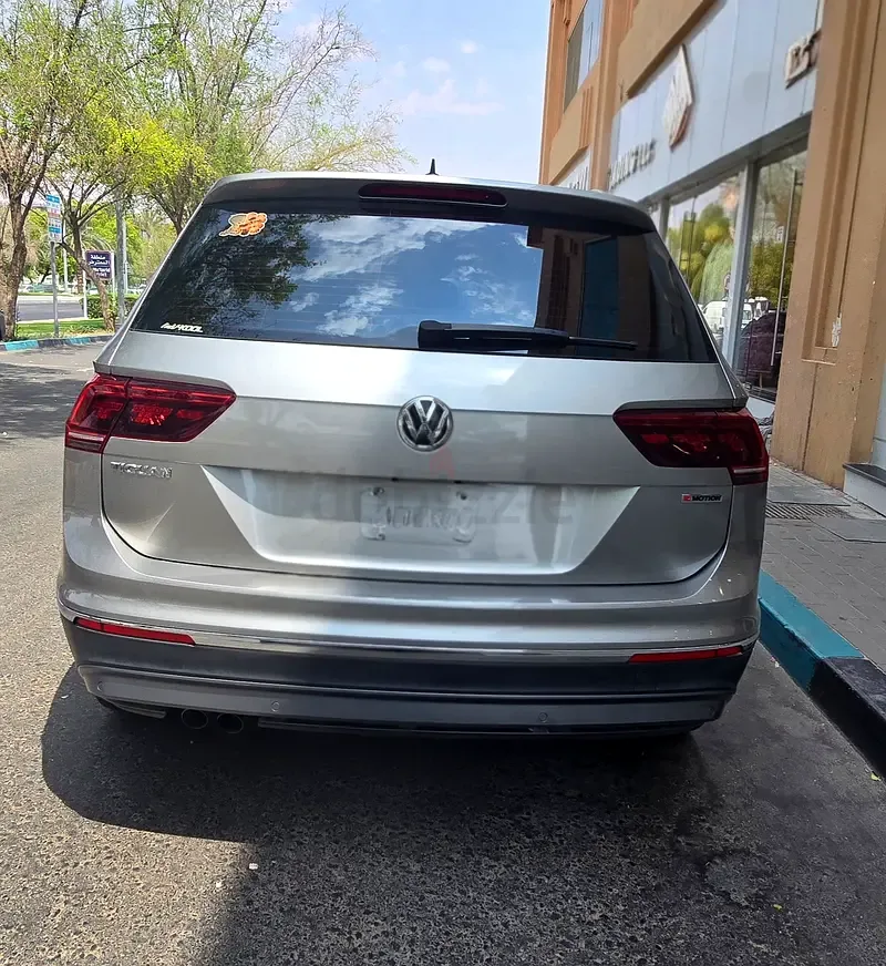 Volkswagen Tiguan 2.0 AMT 4WD (245 hp) - 2