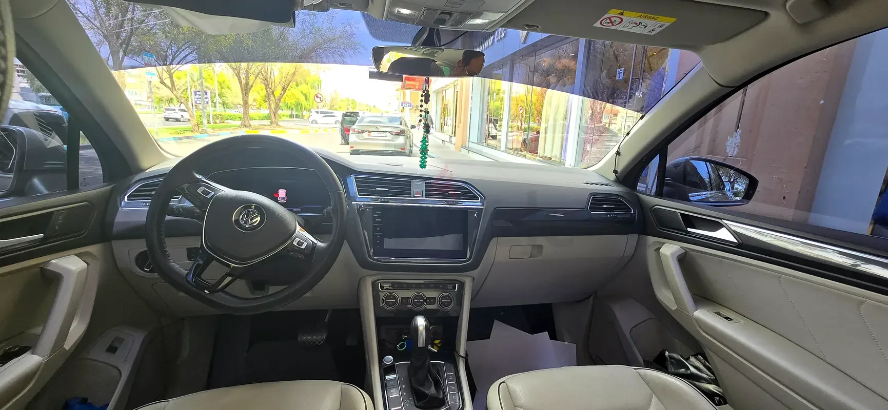 Volkswagen Tiguan 2.0 AMT 4WD (245 hp) - 5