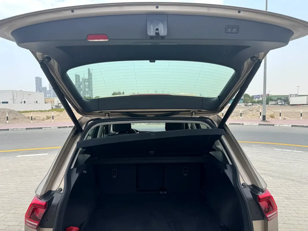 Volkswagen Tiguan 2.0 AMT AWD (180 حصان) - 8