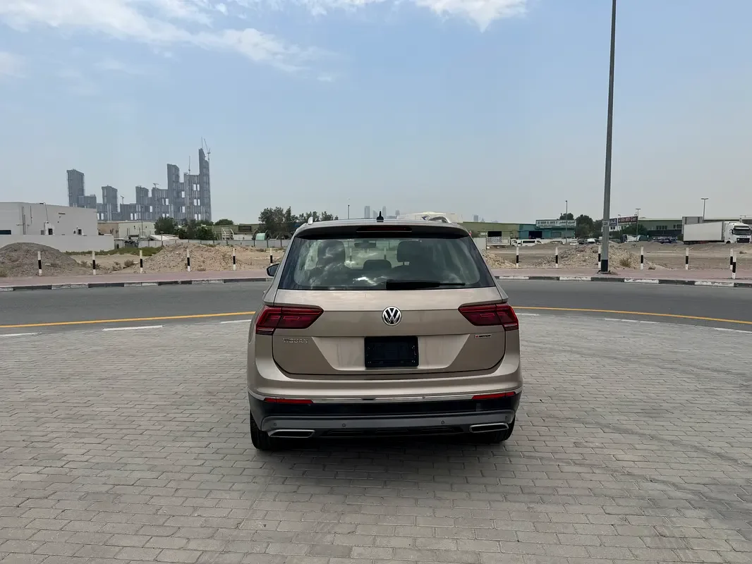 Volkswagen Tiguan 2.0 AMT AWD (180 حصان) - 19