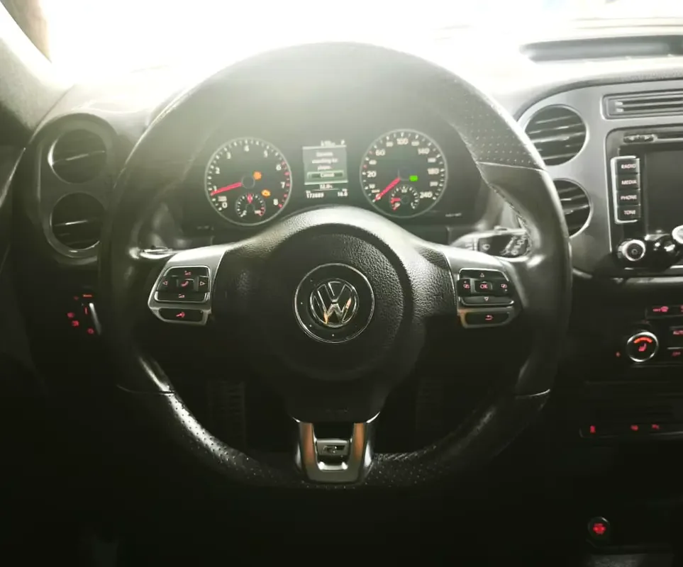 Volkswagen Tiguan 2.0 TSI 4Motion AT (170 hp) - 13