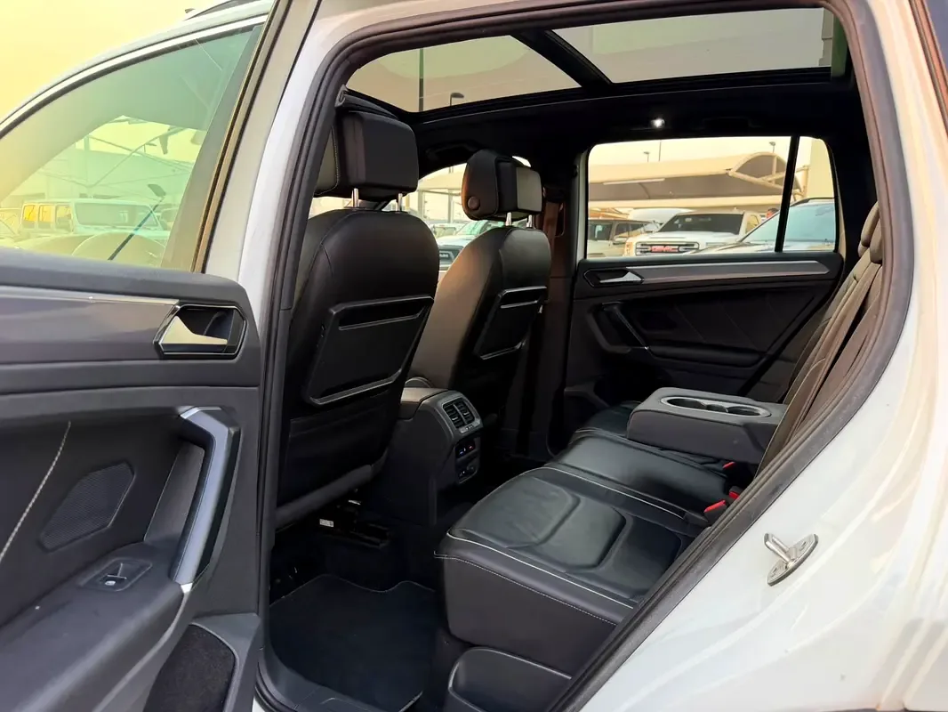 Volkswagen Tiguan 2.0 TSI 4Motion DSG (210 hp) - 11