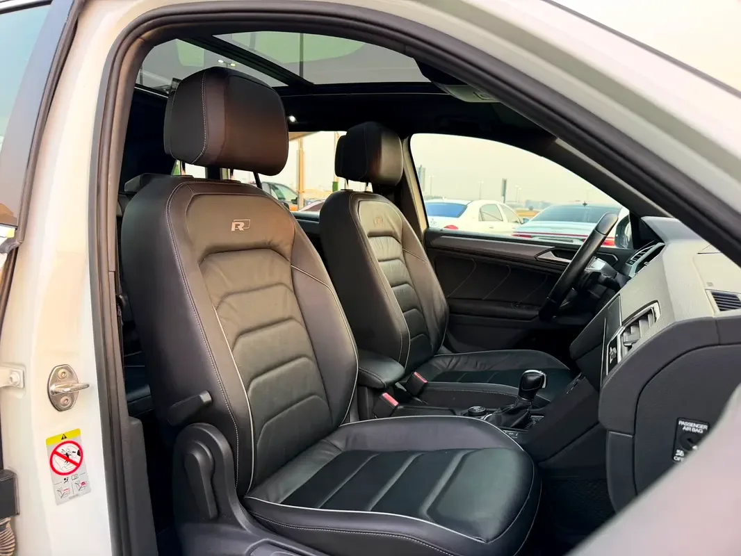 Volkswagen Tiguan 2.0 TSI 4Motion DSG (210 hp) - 15