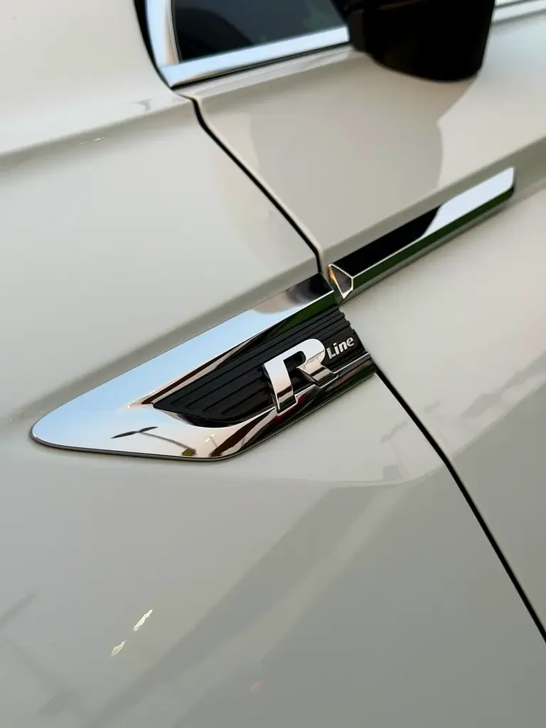 Volkswagen Tiguan 2.0 TSI 4Motion DSG (210 hp) - 17
