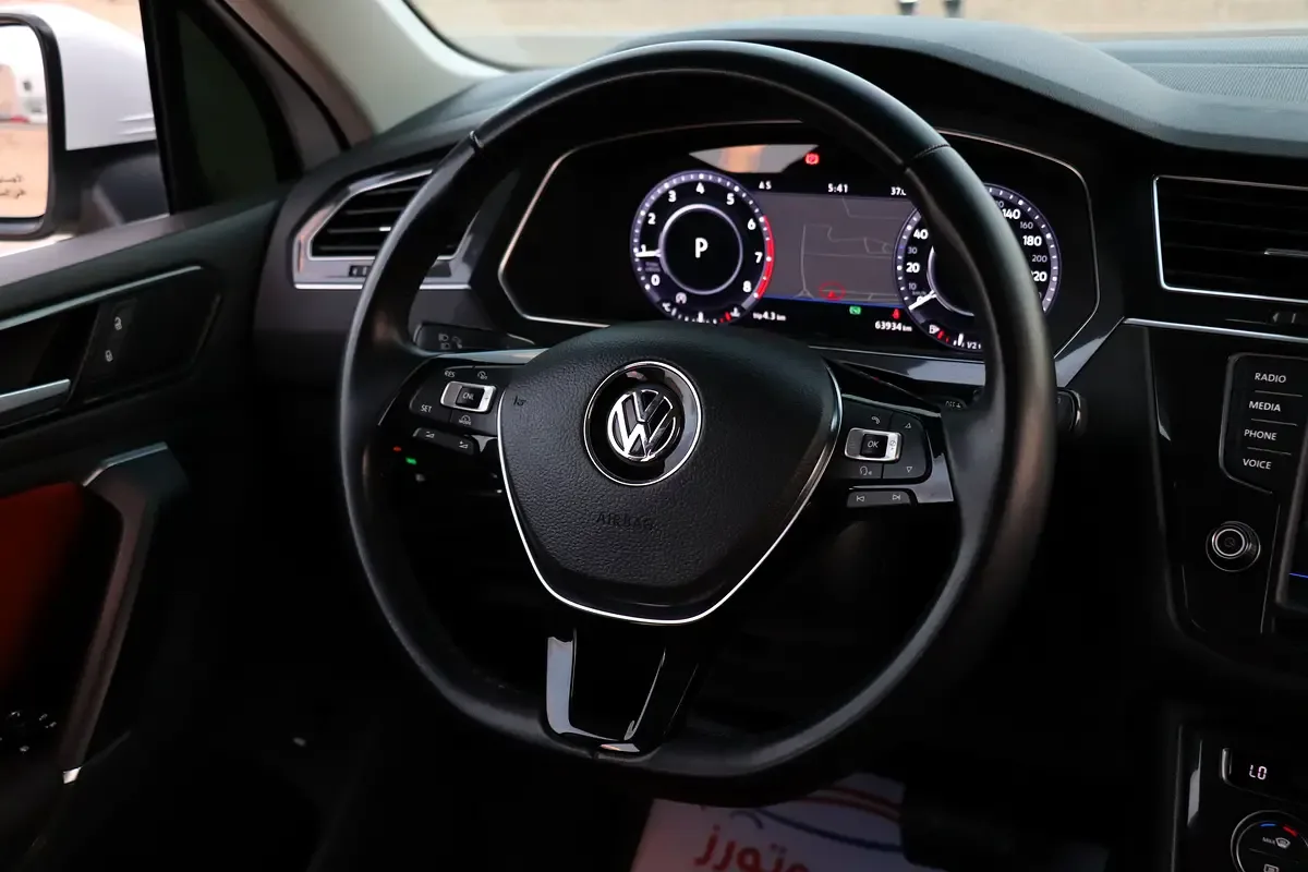 Volkswagen Tiguan 2.0 TSI 4Motion DSG (210 hp) - 17