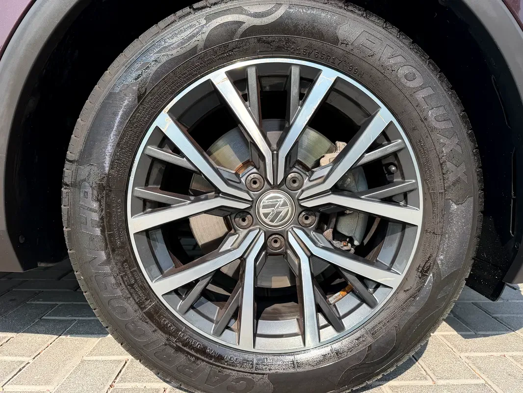 Volkswagen Tiguan 2.0 TSI 4Motion DSG (210 حصان) - 7