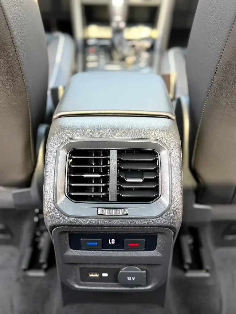 Volkswagen Tiguan 2.0 TSI 4Motion DSG (210 حصان) - 19