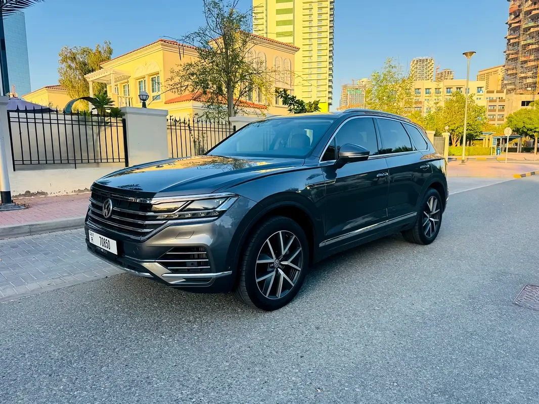 Volkswagen Touareg 3.0 AT (340 hp)