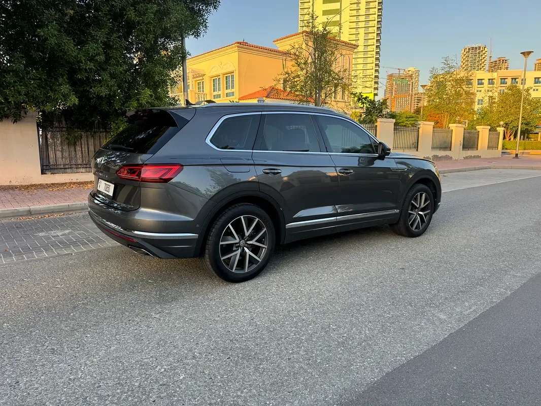 Volkswagen Touareg 3.0 AT (340 حصان) - 5