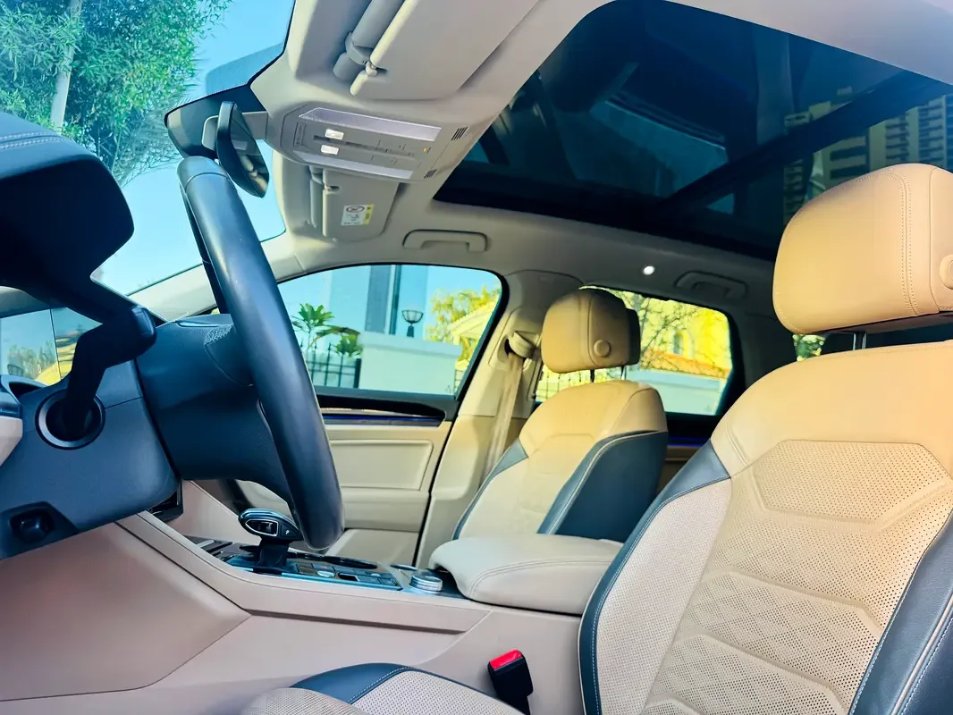 Volkswagen Touareg 3.0 AT (340 حصان) - 13