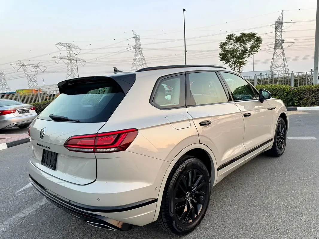Volkswagen Touareg 3.0 AT (340 حصان) - 6