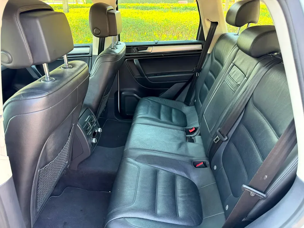 Volkswagen Touareg 3.0 AT (340 hp) - 4