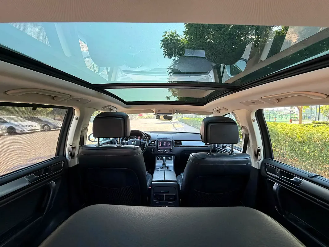 Volkswagen Touareg 3.0 AT (340 hp) - 3