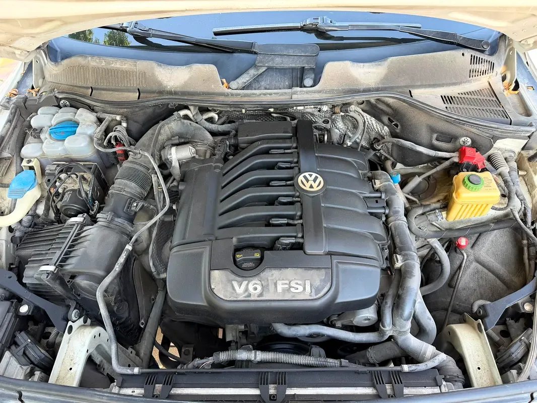 Volkswagen Touareg 3.0 AT (340 hp) - 12