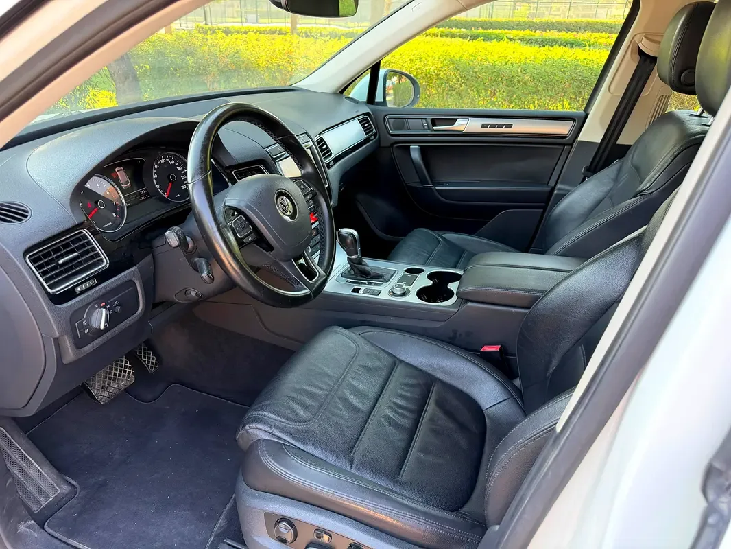 Volkswagen Touareg 3.0 AT (340 hp) - 11