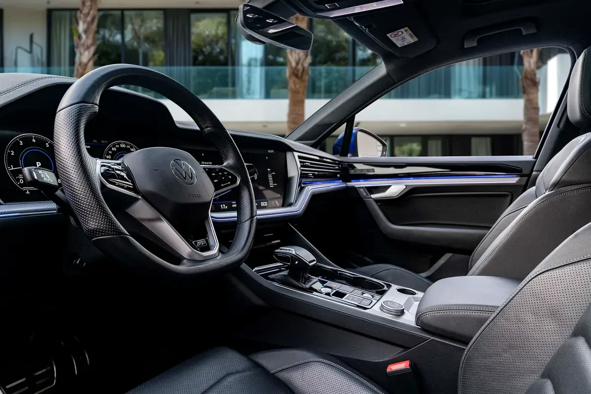 Volkswagen Touareg 3.0 AT (340 hp) - 9