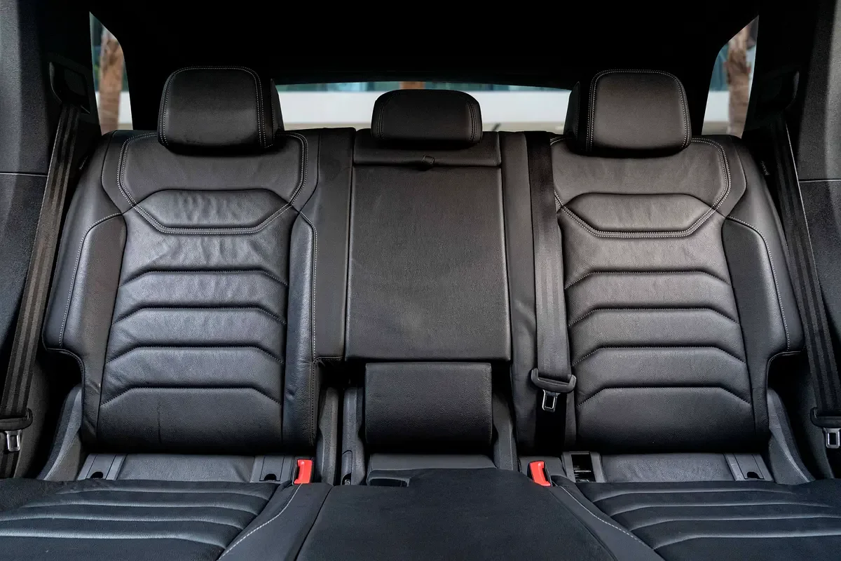 Volkswagen Touareg 3.0 AT (340 hp) - 12