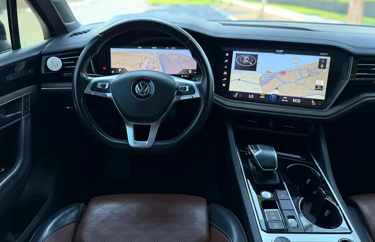 Volkswagen Touareg 3.0 AT (340 حصان) - 12
