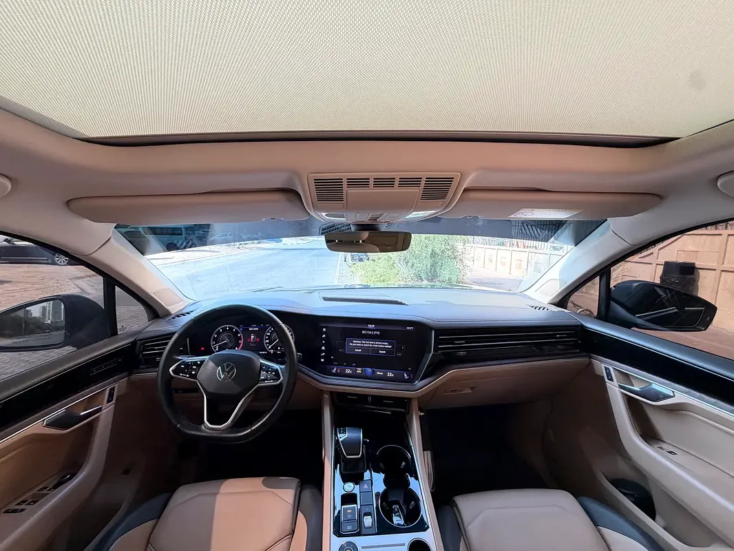 Volkswagen Touareg 3.0 AT (340 hp) - 10