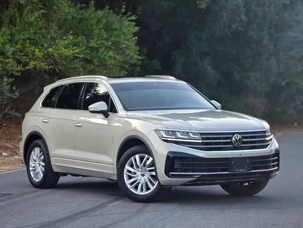 Volkswagen Touareg 3.0 AT 4WD (340 hp)