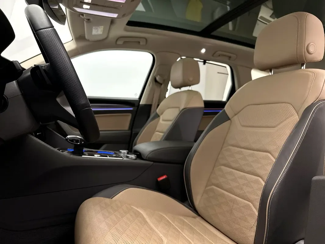 Volkswagen Touareg 3.0 AT 4WD (340 hp) - 4
