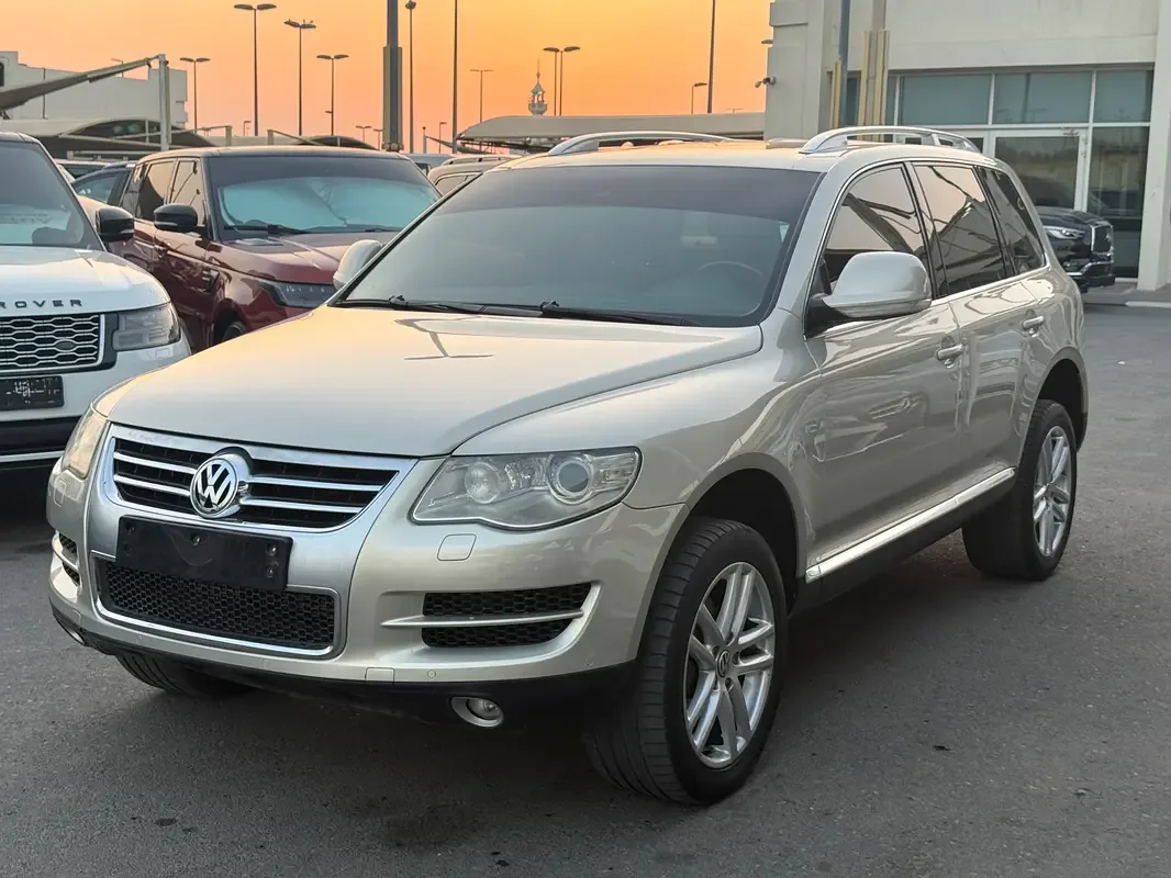 Volkswagen Touareg 3.2 AT (241 hp)