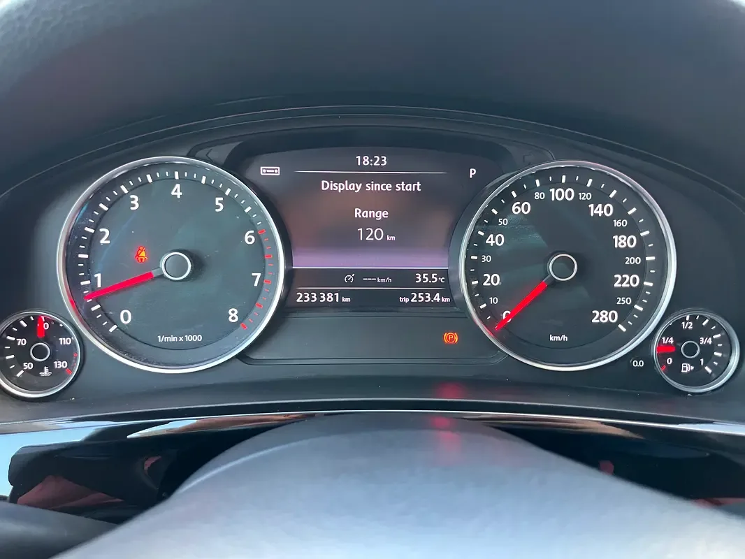 Volkswagen Touareg 3.6 AT (249 hp) - 14
