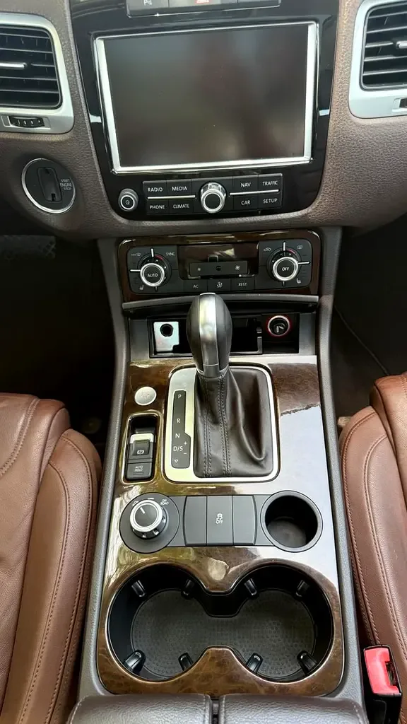Volkswagen Touareg 3.6 AT (249 hp) - 15