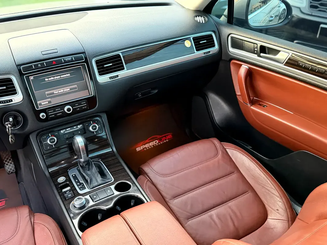 Volkswagen Touareg 3.6 AT (280 حصان) - 14