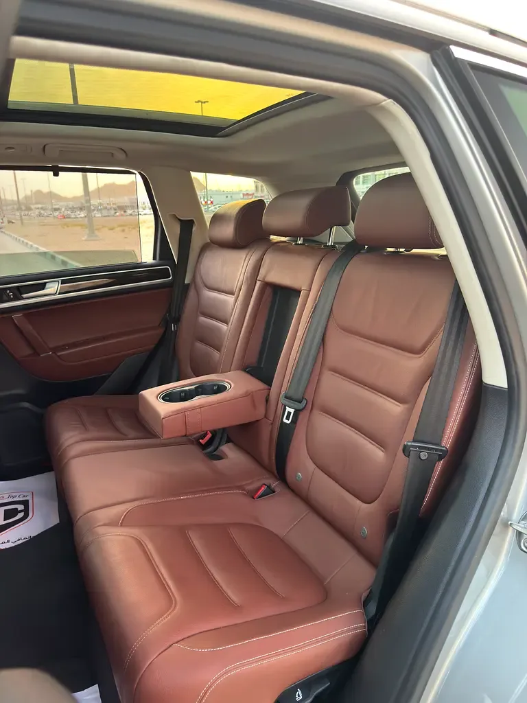 Volkswagen Touareg 3.6 AT (280 hp) - 12