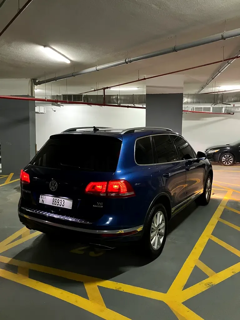 Volkswagen Touareg 3.6 AT (280 حصان) - 2