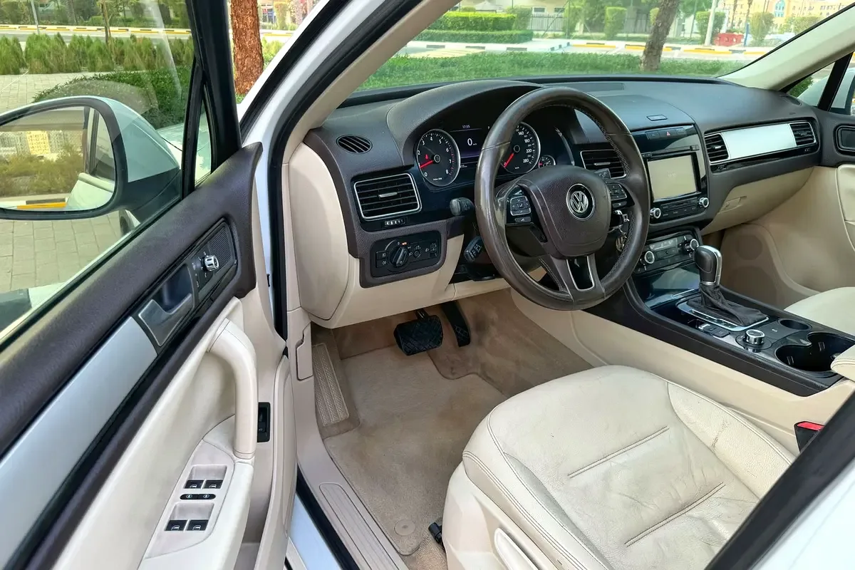 Volkswagen Touareg 3.6 AT (280 hp) - 8
