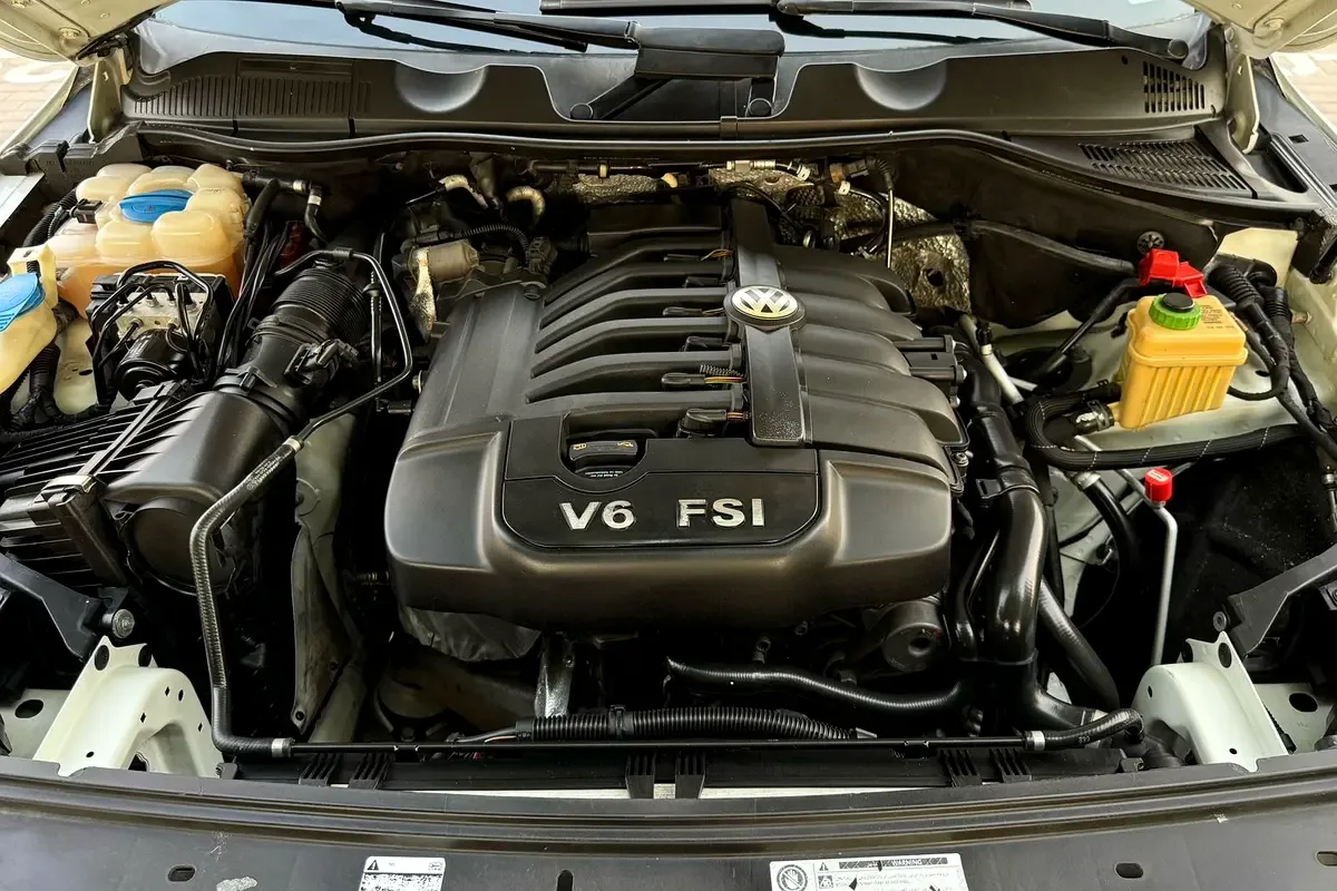Volkswagen Touareg 3.6 AT (280 hp) - 18