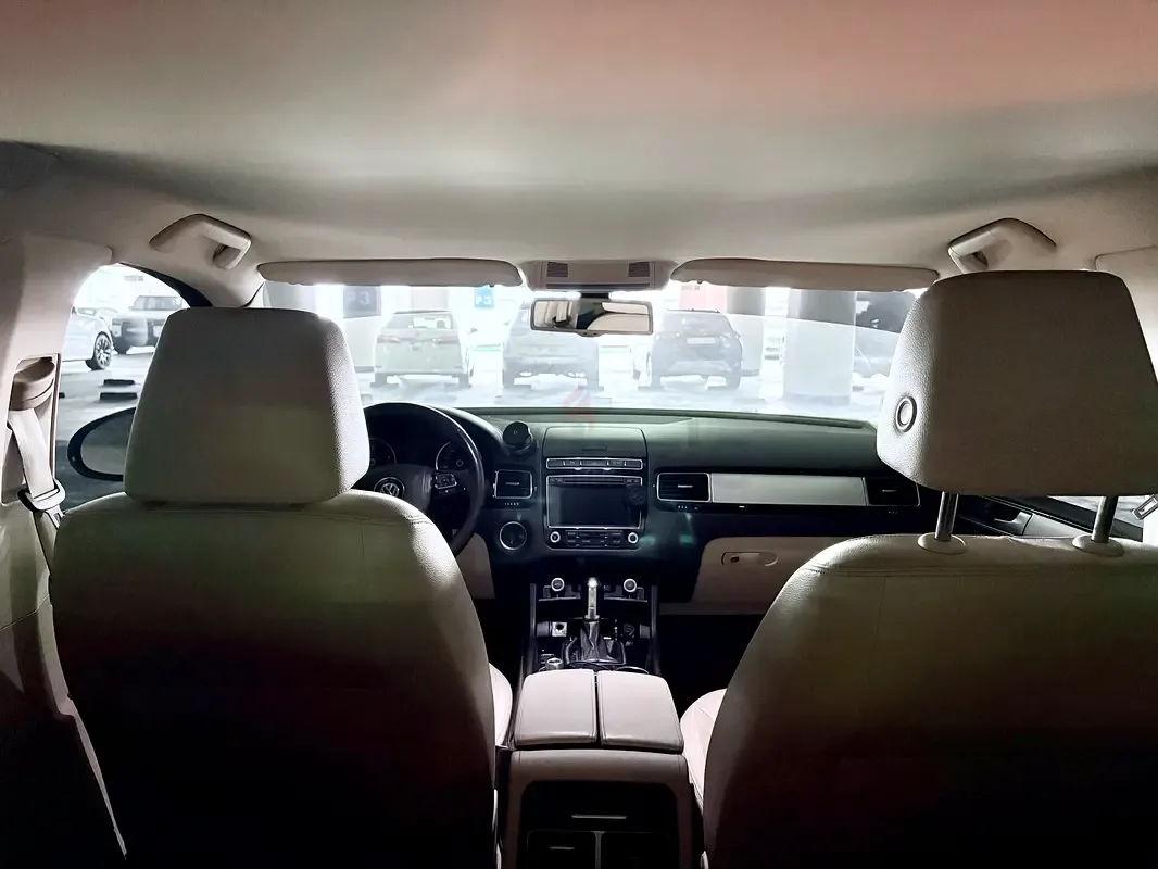 Volkswagen Touareg 3.6 AT (280 حصان) - 6