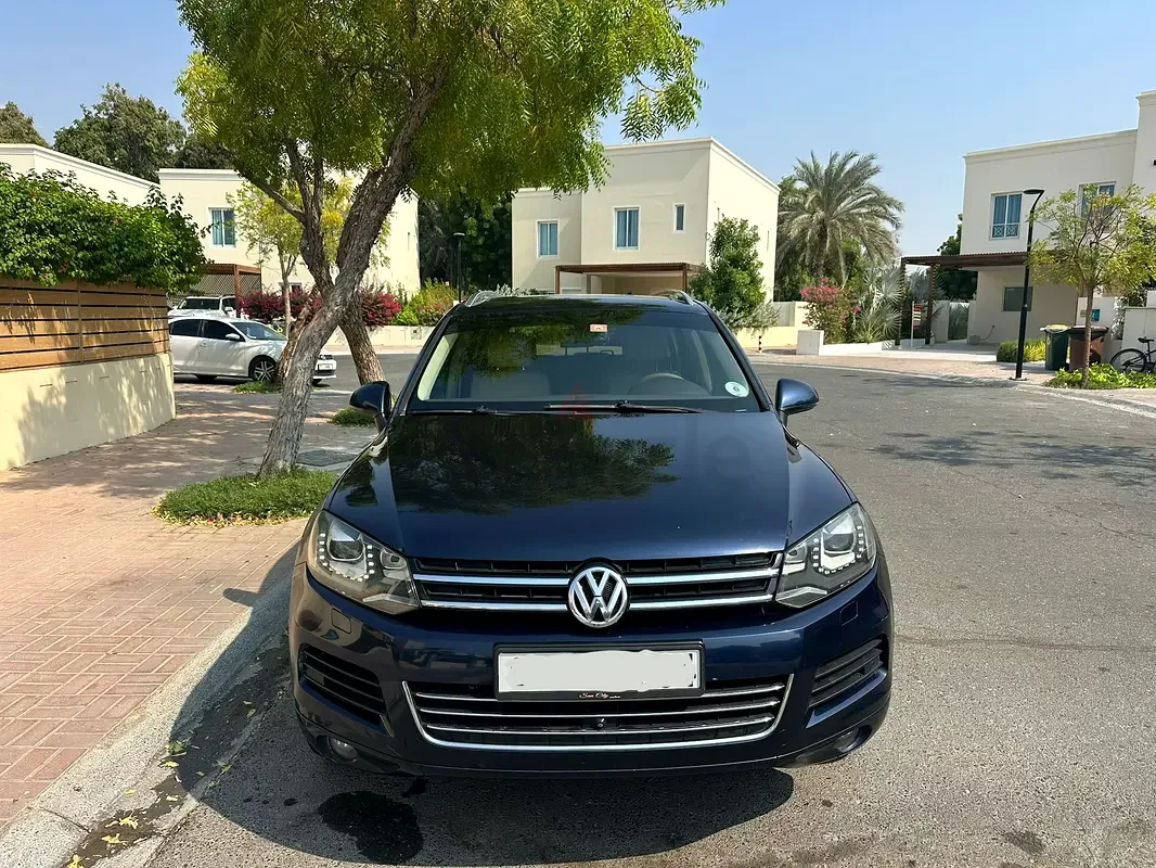 Volkswagen Touareg 3.6 AT (280 حصان) - 2