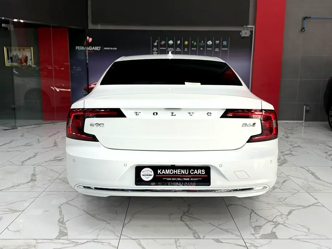 Volvo S90 2.0 AT (250 hp) - 3