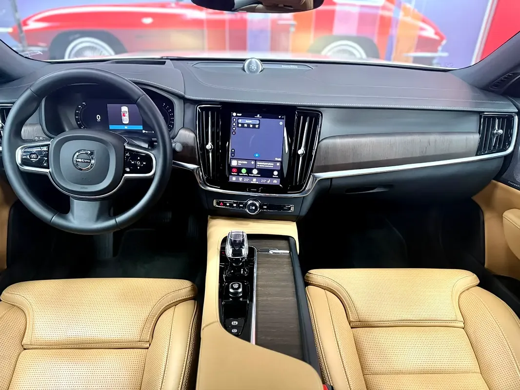 Volvo S90 2.0 AT (250 hp) - 8